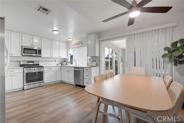 Detail Gallery Image 15 of 43 For 5970 Avenue Juan Bautista, Jurupa Valley,  CA 92509 - 4 Beds | 2 Baths