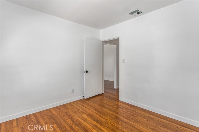 Detail Gallery Image 17 of 35 For 25556 Lynwood Dr, San Bernardino,  CA 92404 - 3 Beds | 1/1 Baths