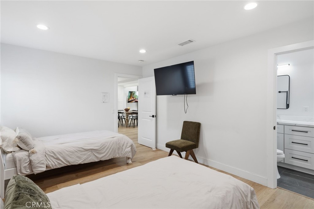 MLS #OC26121492 image #22