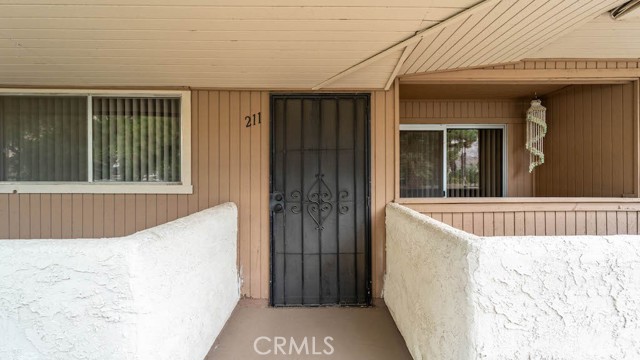 Detail Gallery Image 12 of 17 For 2875 N Los Felices Rd #211,  Palm Springs,  CA 92262 - 1 Beds | 1 Baths