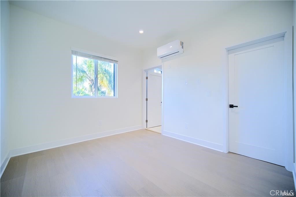 MLS #OC26163764 image #24