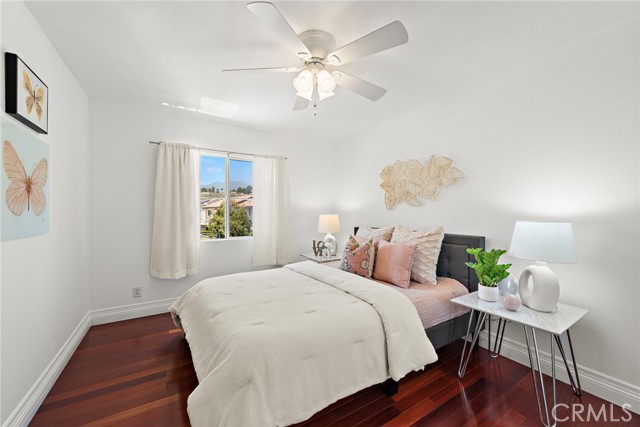 51 Calle Alamitos, Rancho Santa Margarita CA: https://media.crmls.org/medias/66435a97-bbb7-4bb7-bc4c-13d18b0989f3.jpg