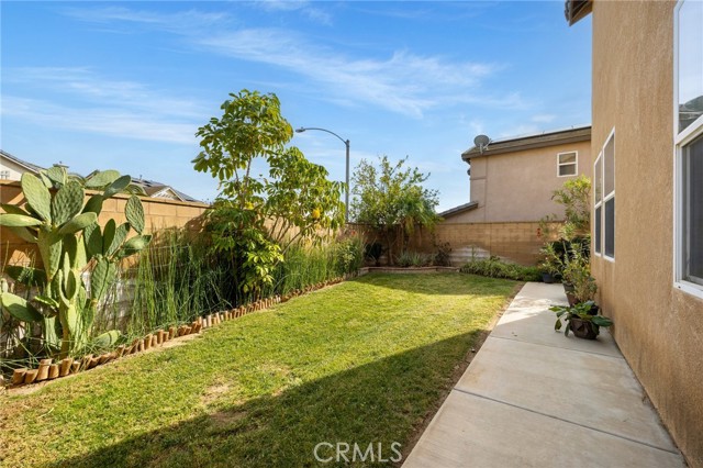 Detail Gallery Image 37 of 53 For 7992 Shadow Trails Ln, Jurupa Valley,  CA 92509 - 3 Beds | 2/1 Baths