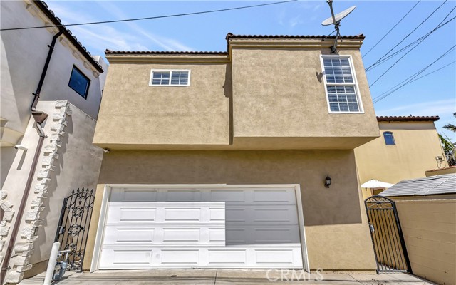 218 Covina Avenue, Long Beach CA: https://media.crmls.org/medias/6644143f-cfa9-40bd-b4ba-4d09b320a901.jpg