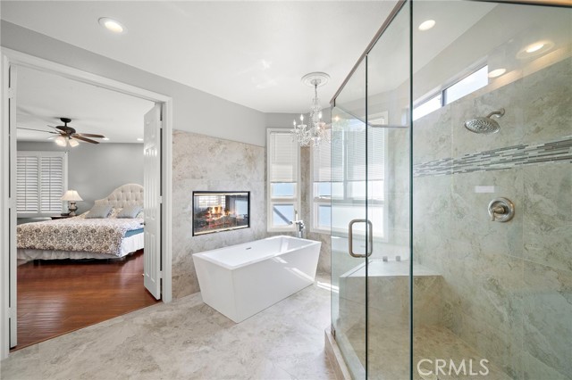 19025 Bayhill Lane, Huntington Beach CA: https://media.crmls.org/medias/66449b36-af64-450b-8af5-6375dda7317a.jpg
