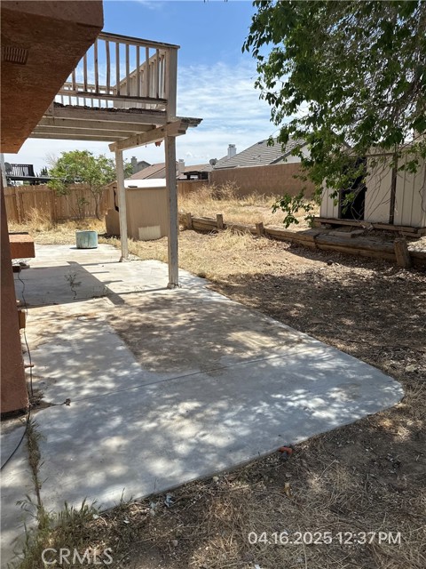 14535 Owens River Road, Victorville CA: https://media.crmls.org/medias/6644ab48-a544-463d-b8e9-eefa2ccd4a62.jpg