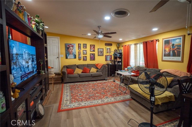 Detail Gallery Image 30 of 68 For 8826 Bermudez St, Pico Rivera,  CA 90660 - 3 Beds | 2 Baths
