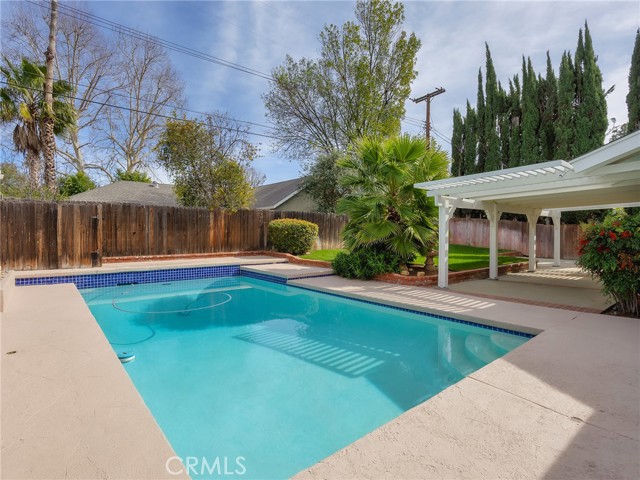 Detail Gallery Image 36 of 51 For 9710 Lubao Ave, Chatsworth,  CA 91311 - 3 Beds | 2 Baths