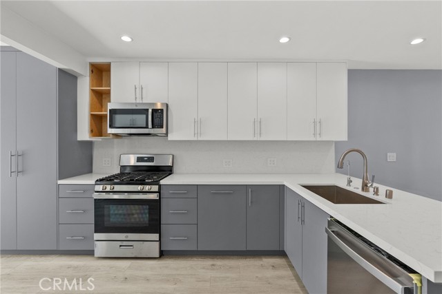 17710 Martha Street photo 8