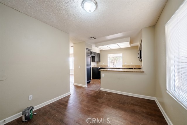 Detail Gallery Image 20 of 29 For 10235 Basalt, Mentone,  CA 92359 - 5 Beds | 3 Baths