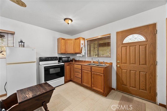 Detail Gallery Image 38 of 51 For 9990 Fay Ranch, Lake Isabella,  CA 93240 - 1 Beds | 1 Baths