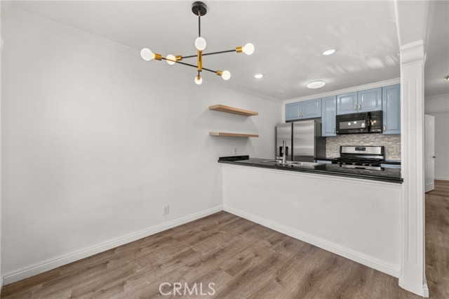 Image 9 of 25 For 1001 Stevens Avenue 184
