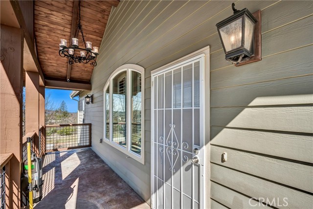 Detail Gallery Image 3 of 31 For 15384 Summit Bld, Cobb,  CA 95426 - 3 Beds | 2/1 Baths