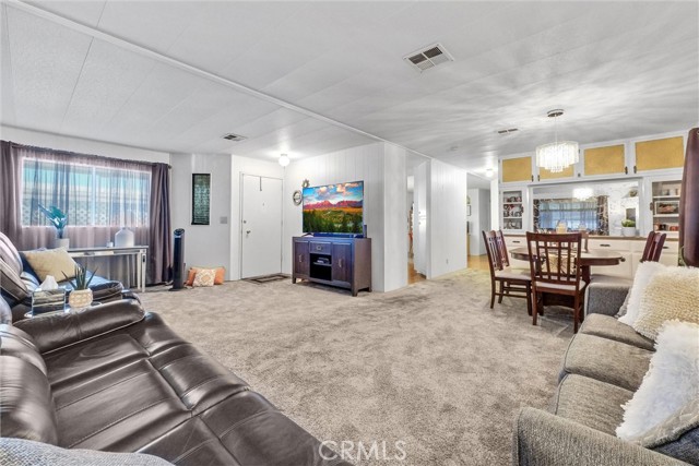 Detail Gallery Image 4 of 29 For 1251 Lugonia Ave #3,  Redlands,  CA 92374 - 2 Beds | 2 Baths