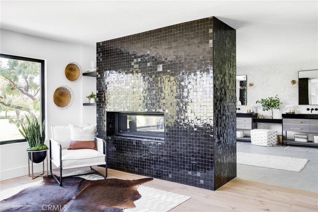 MLS #OC25140282 img 23