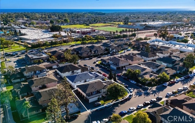 Detail Gallery Image 21 of 22 For 16932 Lilac Ln, Huntington Beach,  CA 92647 - – Beds | – Baths