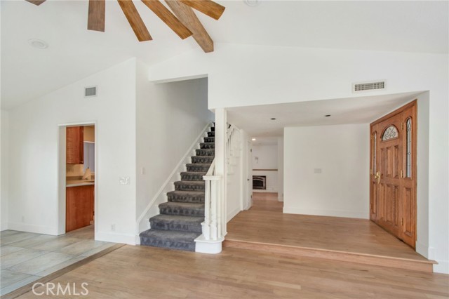 Detail Gallery Image 15 of 28 For 2718 S Griset Pl, Santa Ana,  CA 92704 - 4 Beds | 2/1 Baths