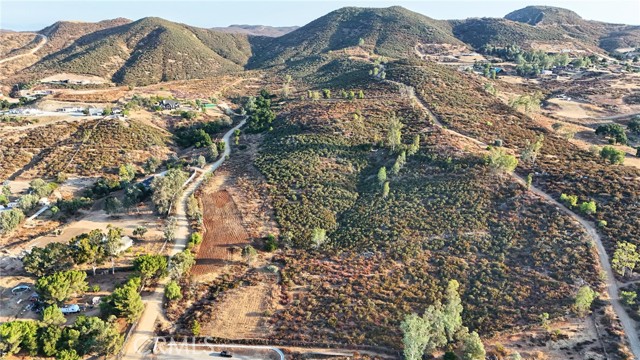 31355 Wild Lilac, Menifee CA: https://media.crmls.org/medias/664a29e3-c603-4363-8c2e-45337ee68431.jpg