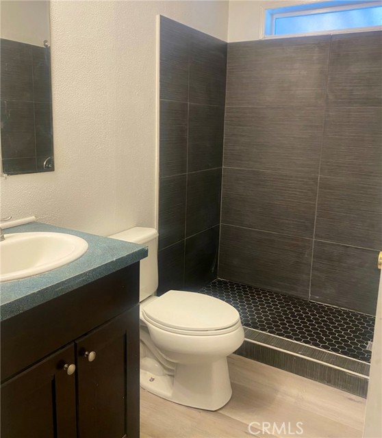 2nd bathroom