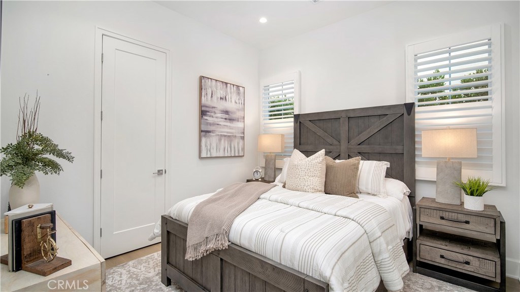 MLS #OC25256306 image #26