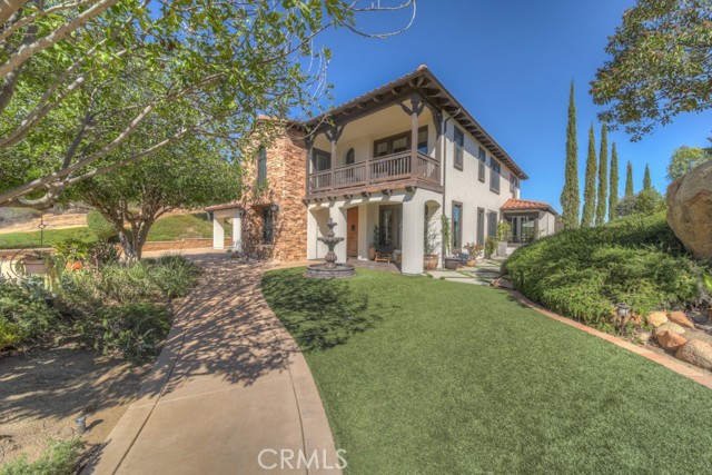 Detail Gallery Image 2 of 73 For 37775 via Baya, Murrieta,  CA 92562 - 5 Beds | 4 Baths