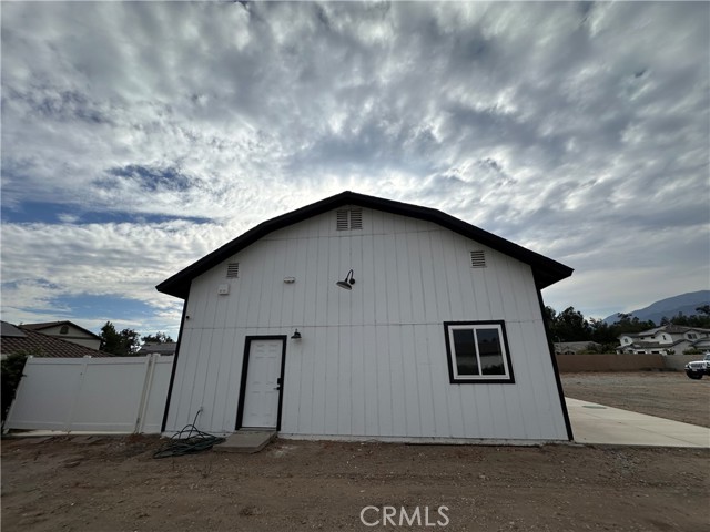 Detail Gallery Image 3 of 39 For 13253 Owens Ct, Rancho Cucamonga,  CA 91739 - 3 Beds | 2 Baths