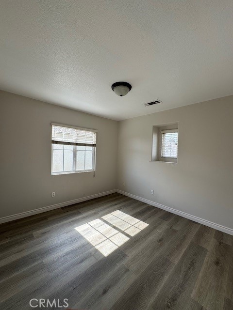 7032 Edinboro Street, Chino CA: https://media.crmls.org/medias/664b03d6-9d11-4c9c-b3f6-83e9a929ec95.jpg