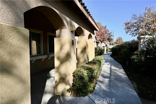 Detail Gallery Image 25 of 26 For 25798 Iris Ave #B,  Moreno Valley,  CA 92551 - 2 Beds | 2/1 Baths