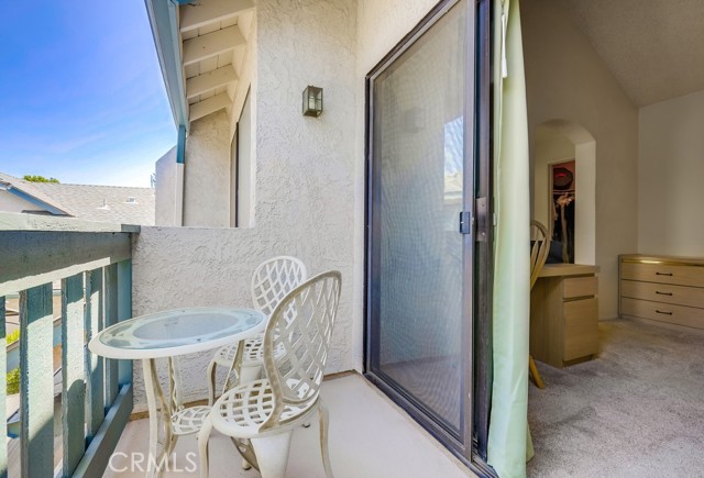 1505 W Nottingham Lane, Anaheim CA: https://media.crmls.org/medias/664ca572-5912-400b-ac84-d2bf4046c8e7.jpg