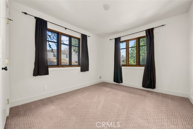 Detail Gallery Image 19 of 35 For 112 S Roosevelt Ave #102,  Pasadena,  CA 91107 - 3 Beds | 2/1 Baths