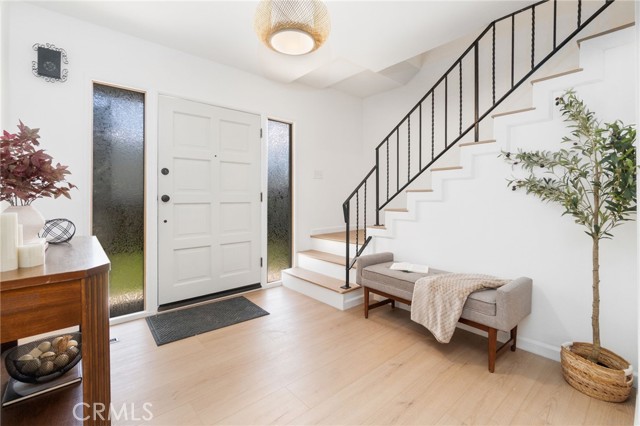 5701 Milton photo 5