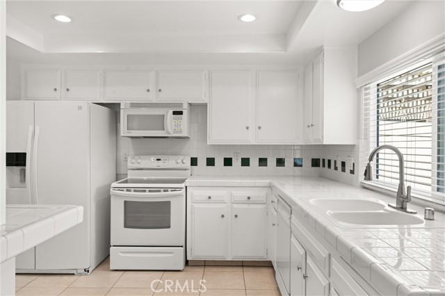 4128 Orange Avenue, Cypress CA: https://media.crmls.org/medias/664ee0a8-fe30-4d24-bb9b-0c9fc84335e1.jpg