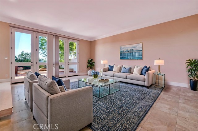 Detail Gallery Image 22 of 59 For 12305 Ridge, Los Angeles,  CA 90049 - 2 Beds | 2/1 Baths