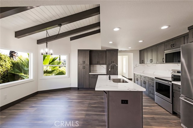 Detail Gallery Image 1 of 73 For 112 Acacia Ave, Oroville,  CA 95966 - 4 Beds | 3/1 Baths