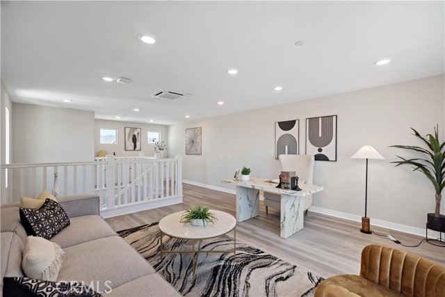 145 Denali, Lake Forest CA: https://media.crmls.org/medias/664fd919-6339-461b-834d-76591e4d229c.jpg