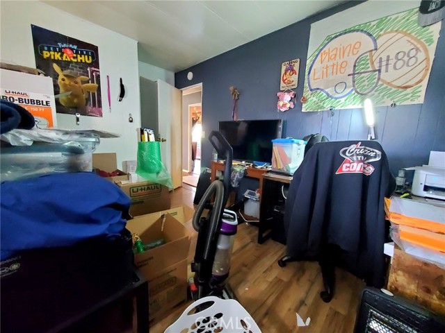 18540 Soledad Canyon Road, Canyon Country CA: https://media.crmls.org/medias/66510c64-5f8e-4360-a3cd-ff57d3e5affe.jpg