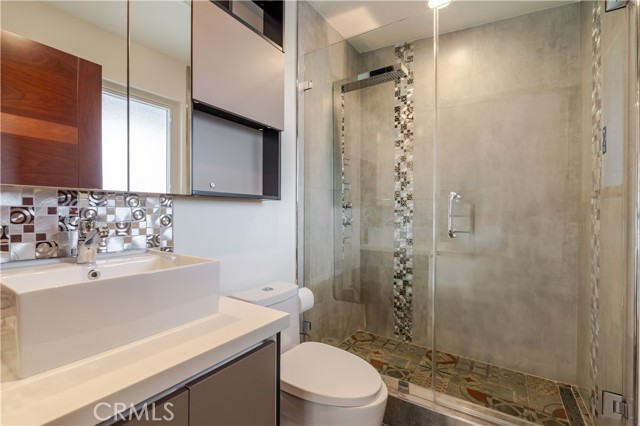Detail Gallery Image 51 of 72 For 500 N Lucia Ave, Redondo Beach,  CA 90277 - 4 Beds | 5 Baths