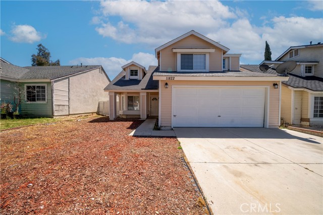 Detail Gallery Image 2 of 39 For 11822 Liverpool Ln, Moreno Valley,  CA 92557 - 3 Beds | 2/1 Baths