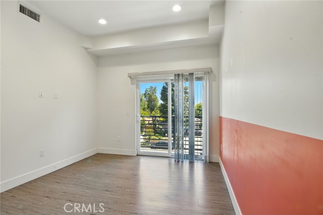 Detail Gallery Image 12 of 31 For 4461 Tujunga Ave #101,  Studio City,  CA 91602 - 3 Beds | 3 Baths