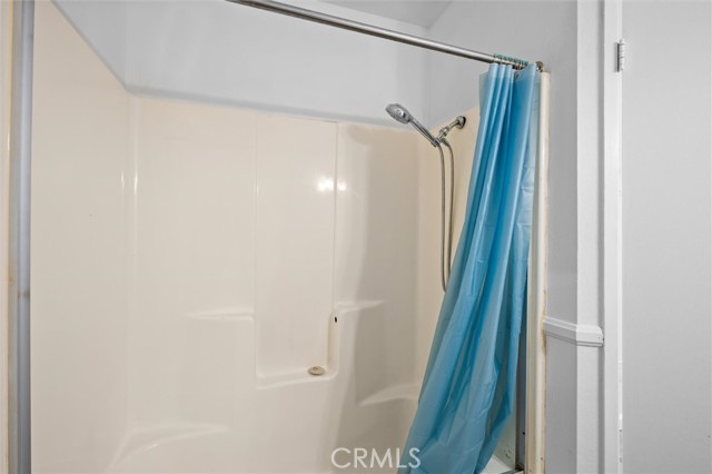 Detail Gallery Image 15 of 22 For 655 Walnut, Lake Elsinore,  CA 92530 - 2 Beds | 2 Baths