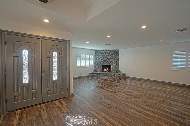 Detail Gallery Image 4 of 30 For 16100 Gamble Ave, Riverside,  CA 92508 - 5 Beds | 3 Baths