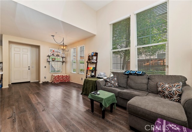 Detail Gallery Image 15 of 27 For 7244 Morena Villa Dr, Highland,  CA 92346 - 3 Beds | 2/1 Baths