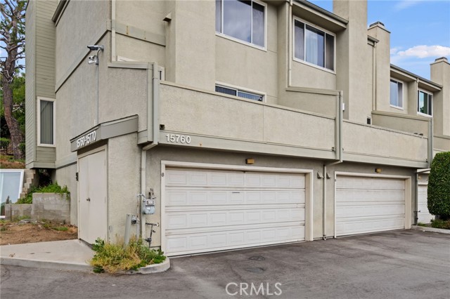 15760 Midwood Drive, Granada Hills CA: https://media.crmls.org/medias/6652cf6c-94f8-415c-8bd2-ebd9e755942c.jpg