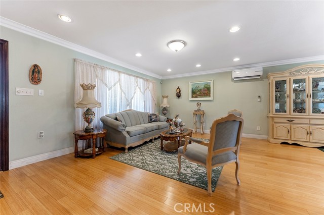 5441 N Calera Avenue, Covina CA: https://media.crmls.org/medias/66546d5f-365a-4ecd-abc6-f94d018f334b.jpg