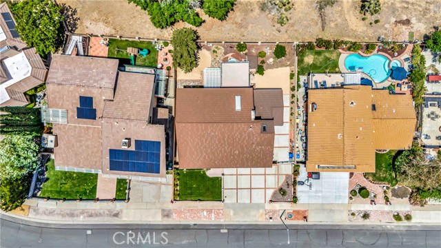 433 Fairway Drive, Palmdale CA: https://media.crmls.org/medias/6654e3f9-7409-4f6c-8743-71c01efe7e90.jpg