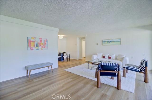 Detail Gallery Image 5 of 32 For 389 Avenida Castilla #Q,  Laguna Woods,  CA 92637 - 2 Beds | 2 Baths