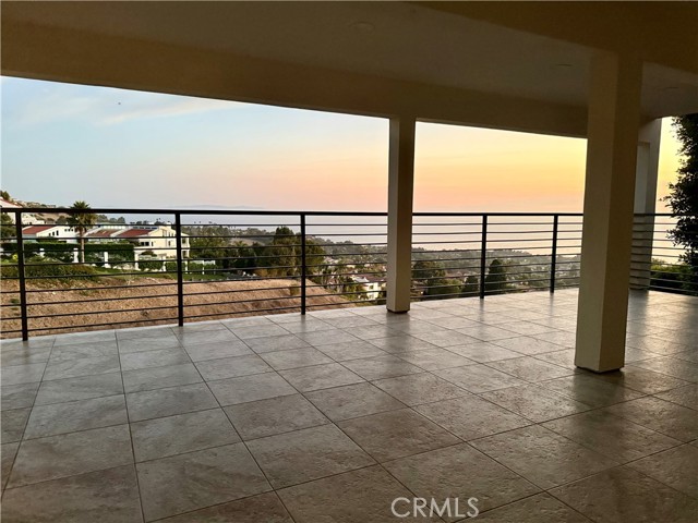 Expansive Covered Ocean-View Terrace off Guest Suite