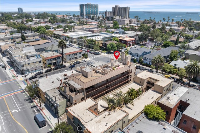 1425 E 2nd Street, Long Beach CA: https://media.crmls.org/medias/66558ecb-da7a-43ce-844e-ad1d231713a0.jpg