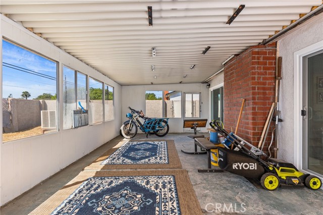 Detail Gallery Image 30 of 38 For 218 Foxbury, Pomona,  CA 91767 - 3 Beds | 2 Baths