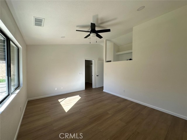 Detail Gallery Image 11 of 23 For 37749 Autumn Ln, Palmdale,  CA 93550 - 3 Beds | 2 Baths